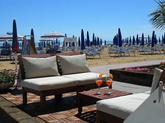 Hotel Telenia Lido di Jesolo 3*,