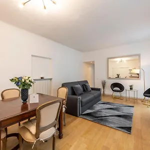 Royal - Centro Cadorna , Milano Italien